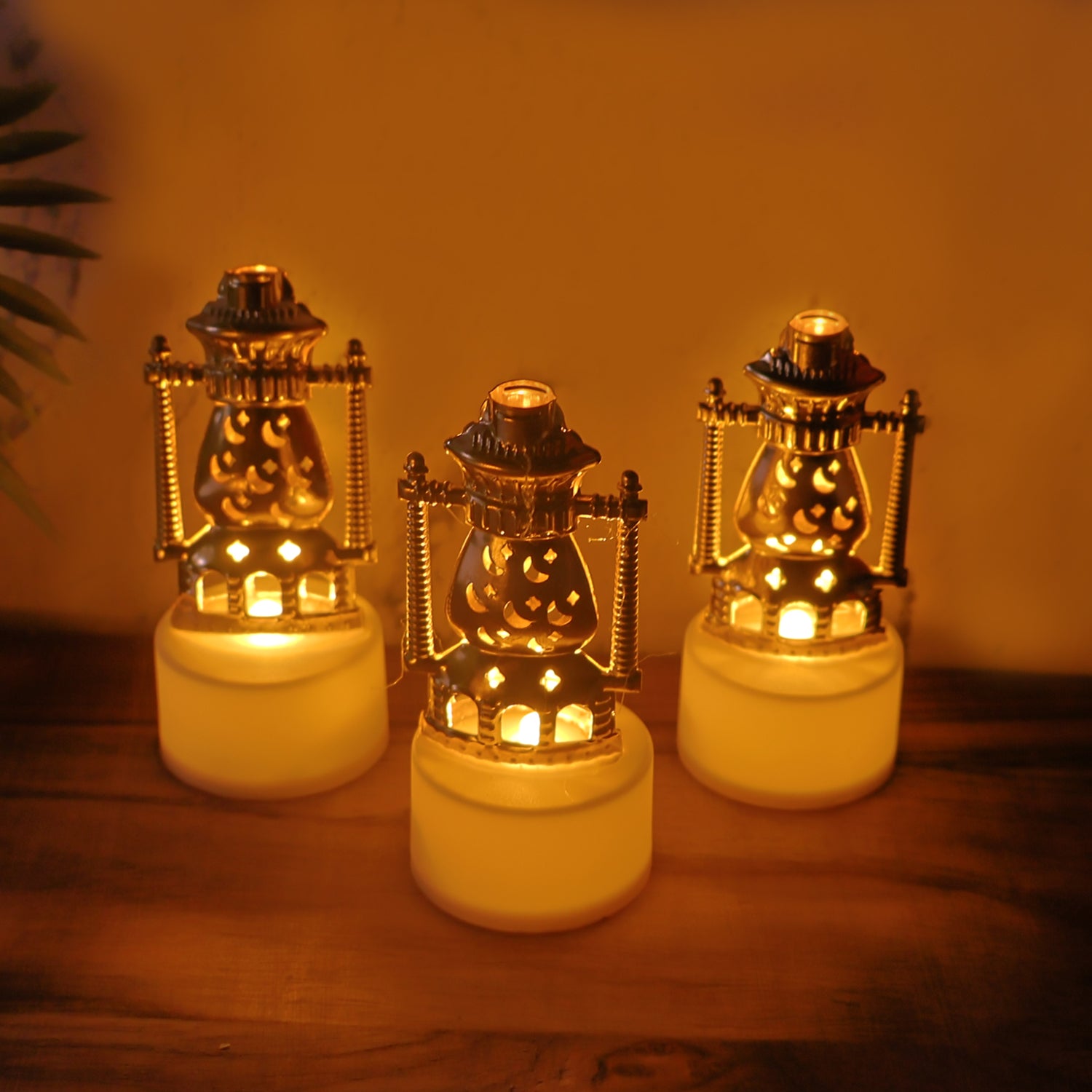 Lantern Style Flameless LED Candles – Safe Vintage Ambience
