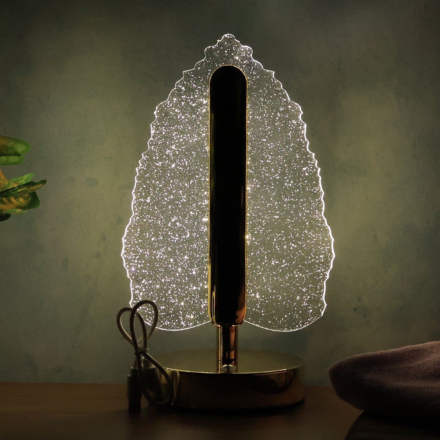 LED Crystal Table Lamp β Elegant Leaf Design with USB Power