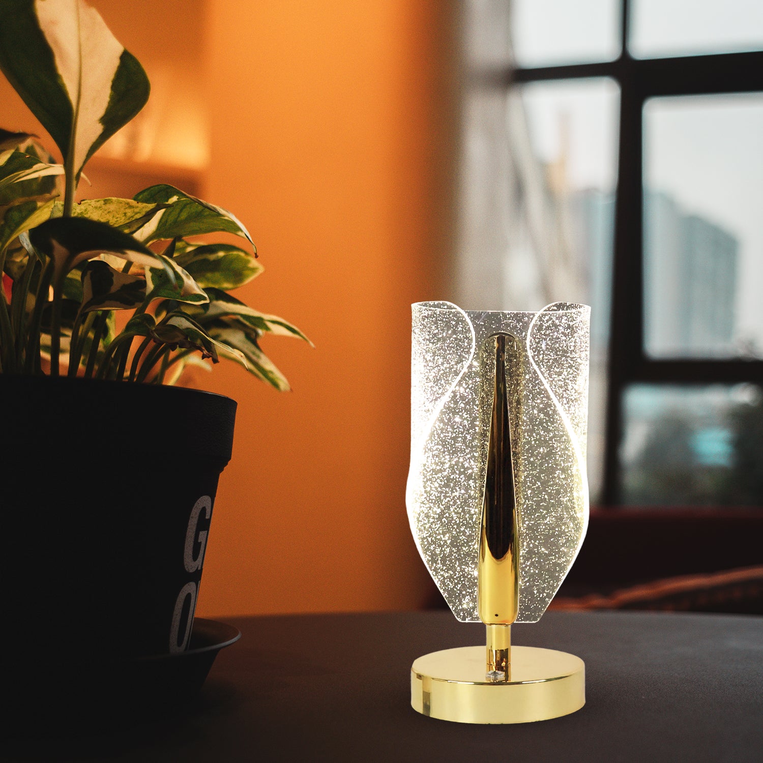 Crystal Table Lamp – Luxury LED with USB Charging