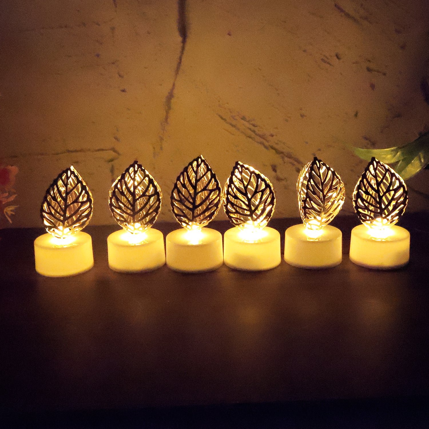 Leaf Shaped Flameless LED Candles β Elegant Decorative Set of 12